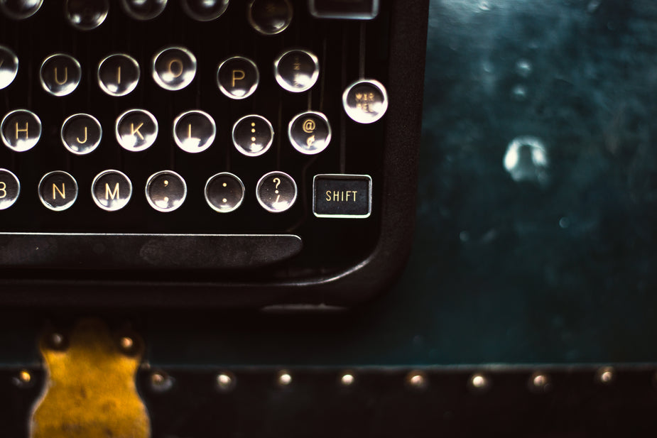 typewriter for creating blog content